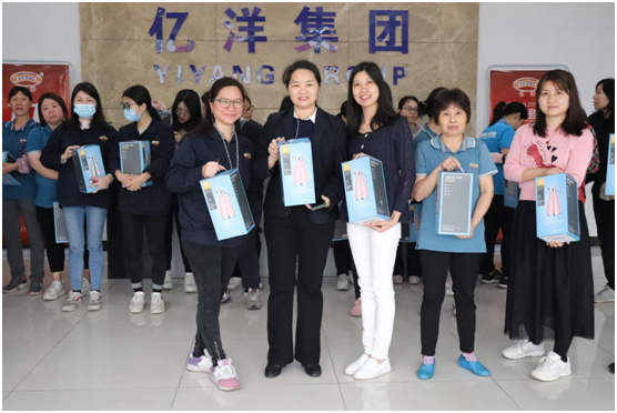 亿洋管业:妇女节惊喜正在派送中,请您签收!